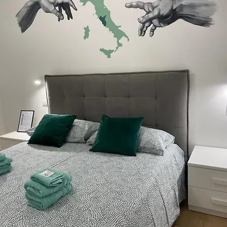 Family Domus Via Latina Apartment *